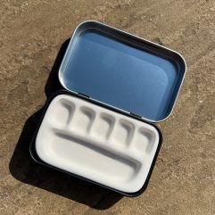handmade portable palette with a black tin(10 pieces)